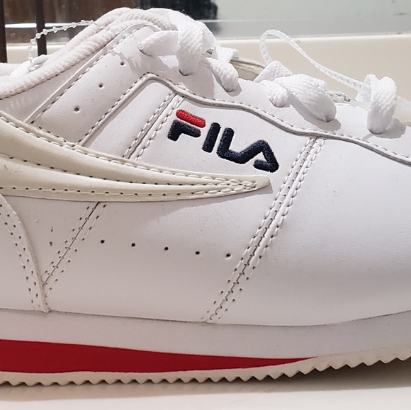 Women's shoes - Picture 1 of 3